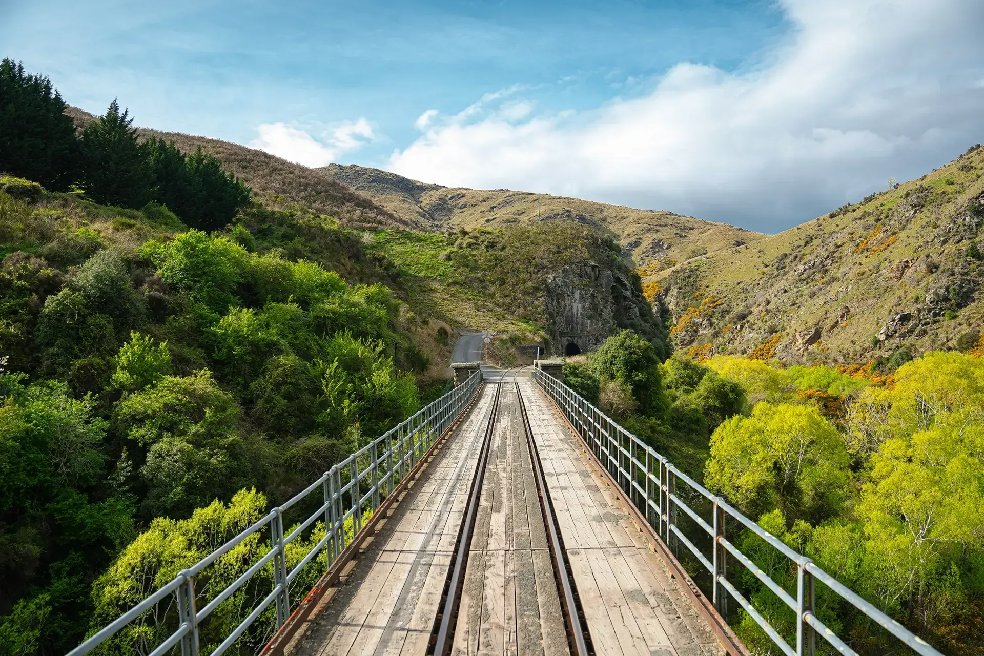 The Sir Edmund Hillary Explorer - South Island Train Tour in New Zealand.