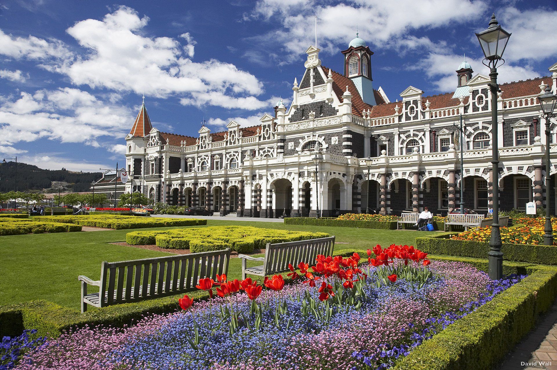 Dunedin Railway Station Image supplied by a passenger from a previous tour for the Sir Edmund Hillary Explorer
