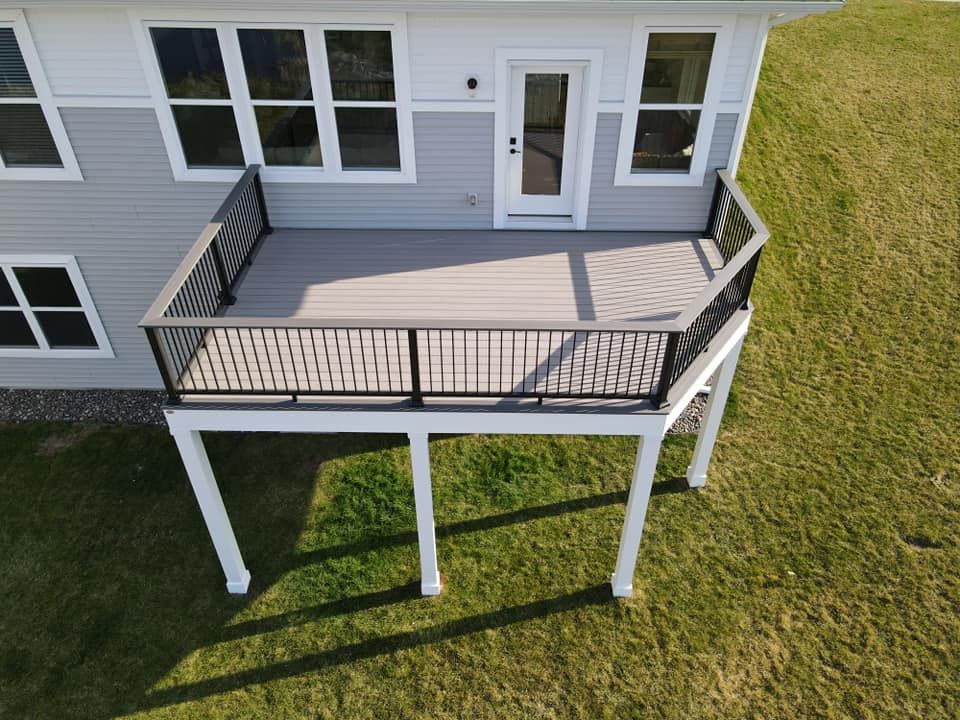Cook Lake Deck: Lake Country Decks Projects