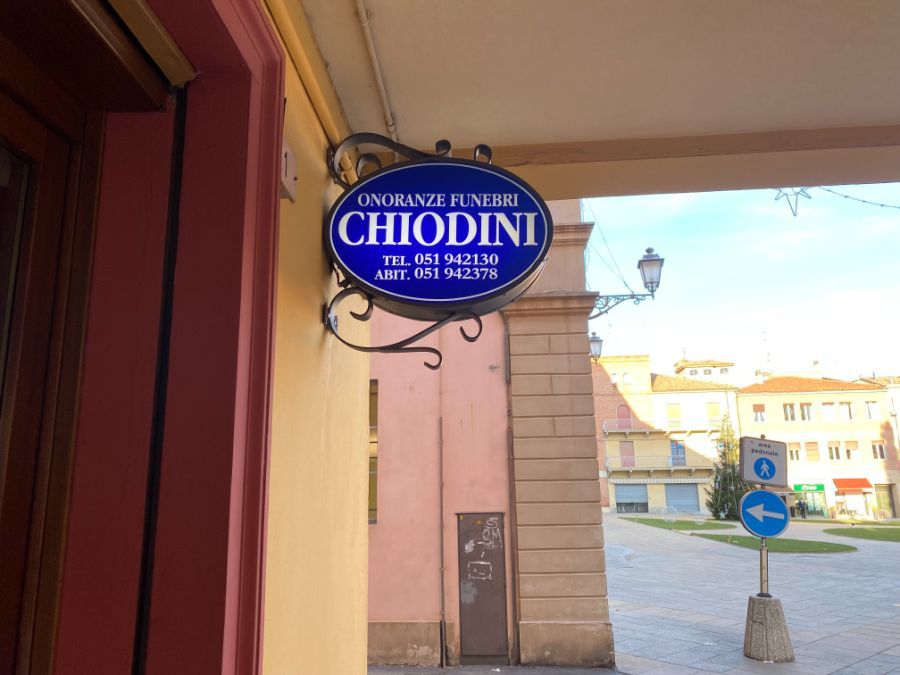 insegna onoranze funebri
