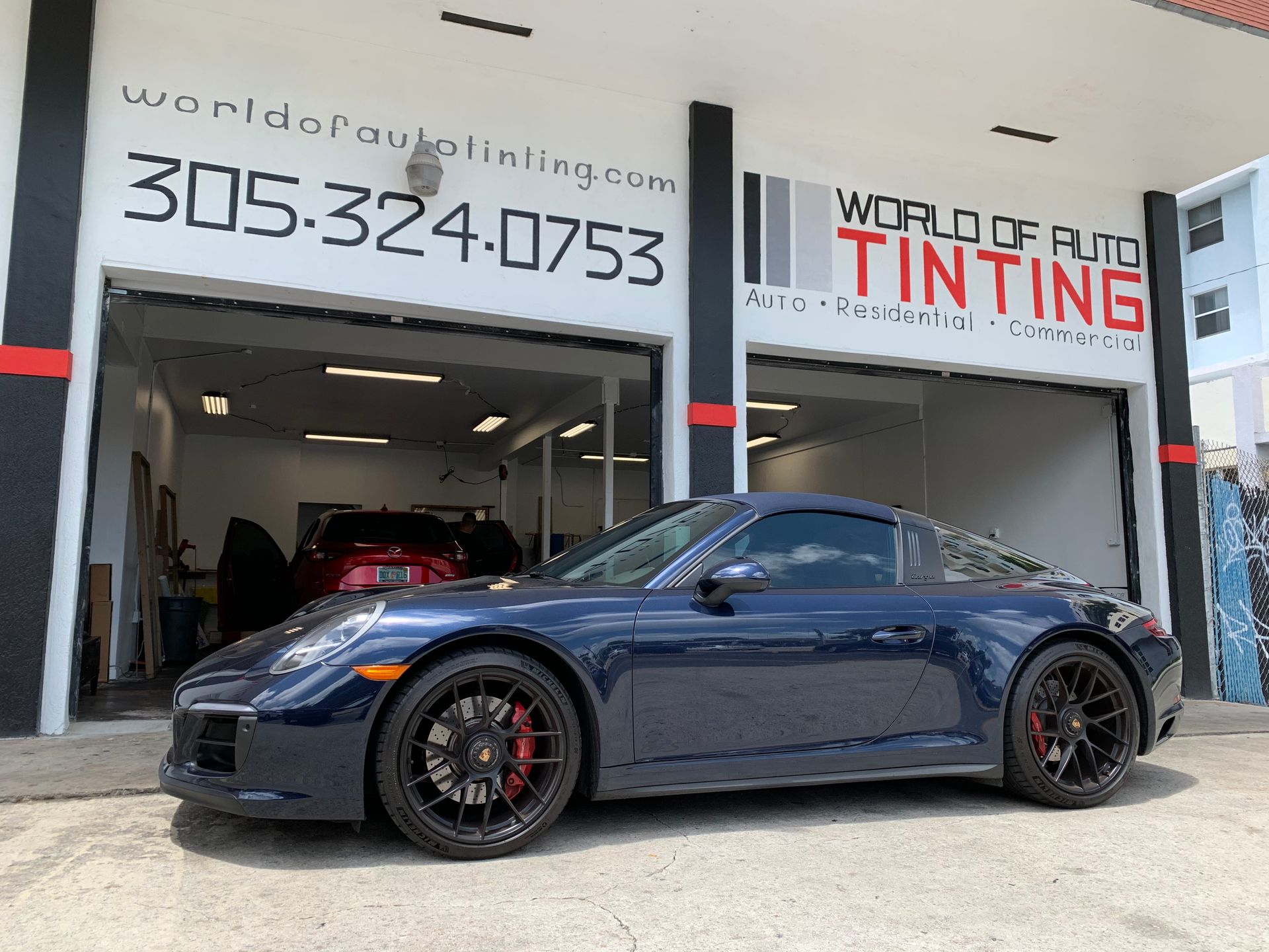 Porsche 911 Targa