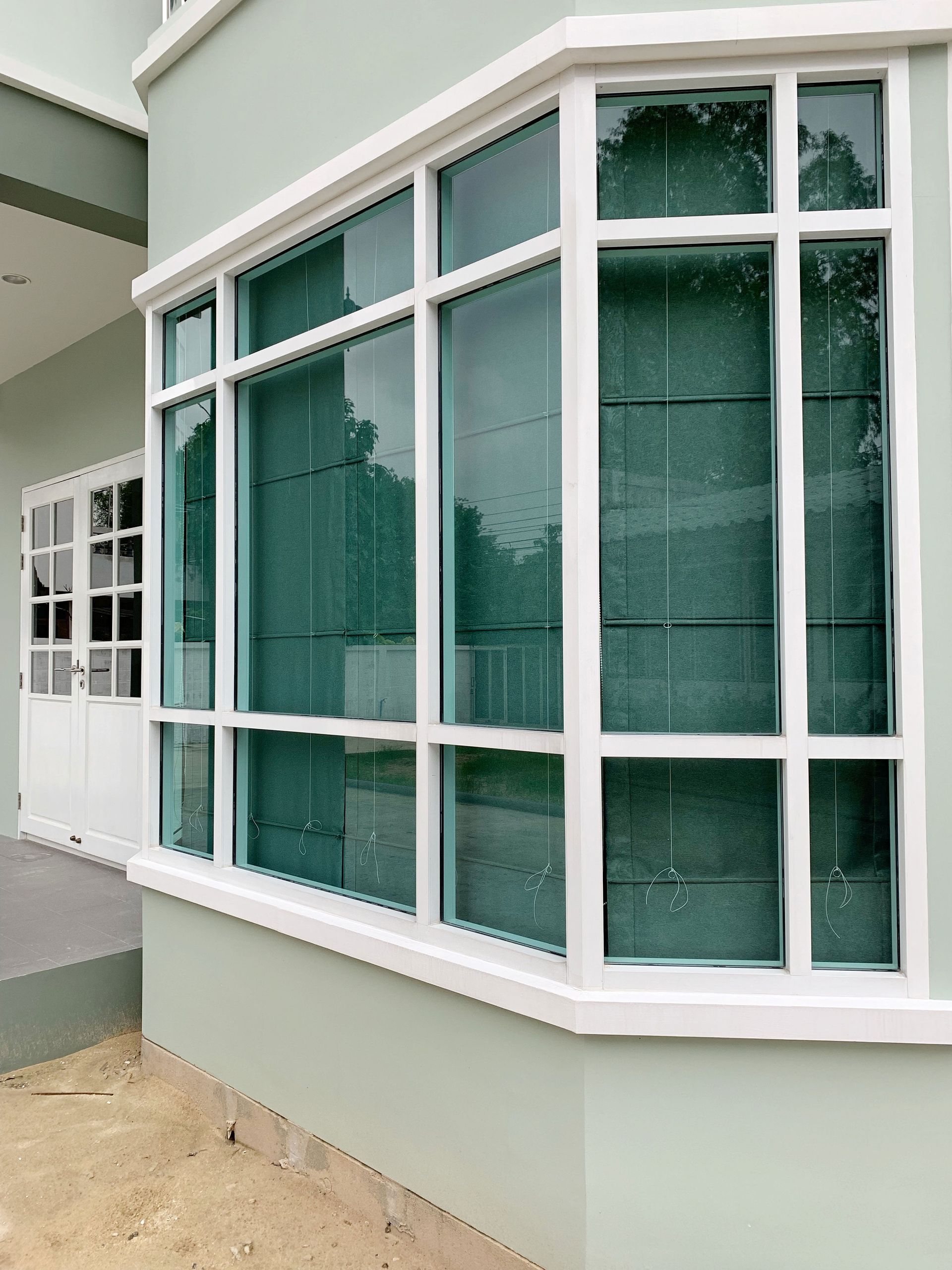 house window tinting

