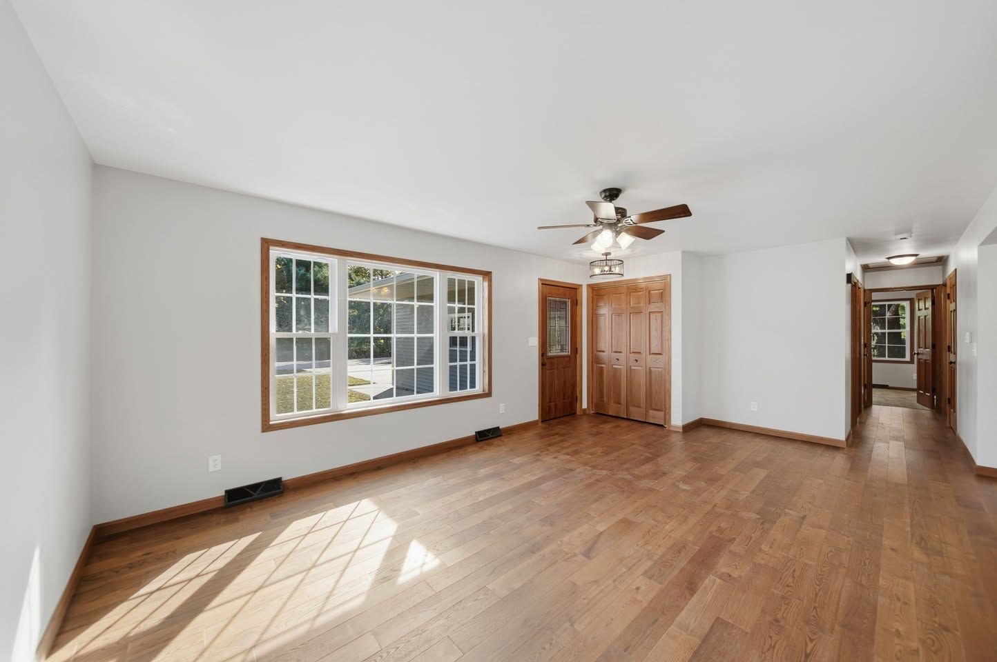 Empty living room before virtual staging