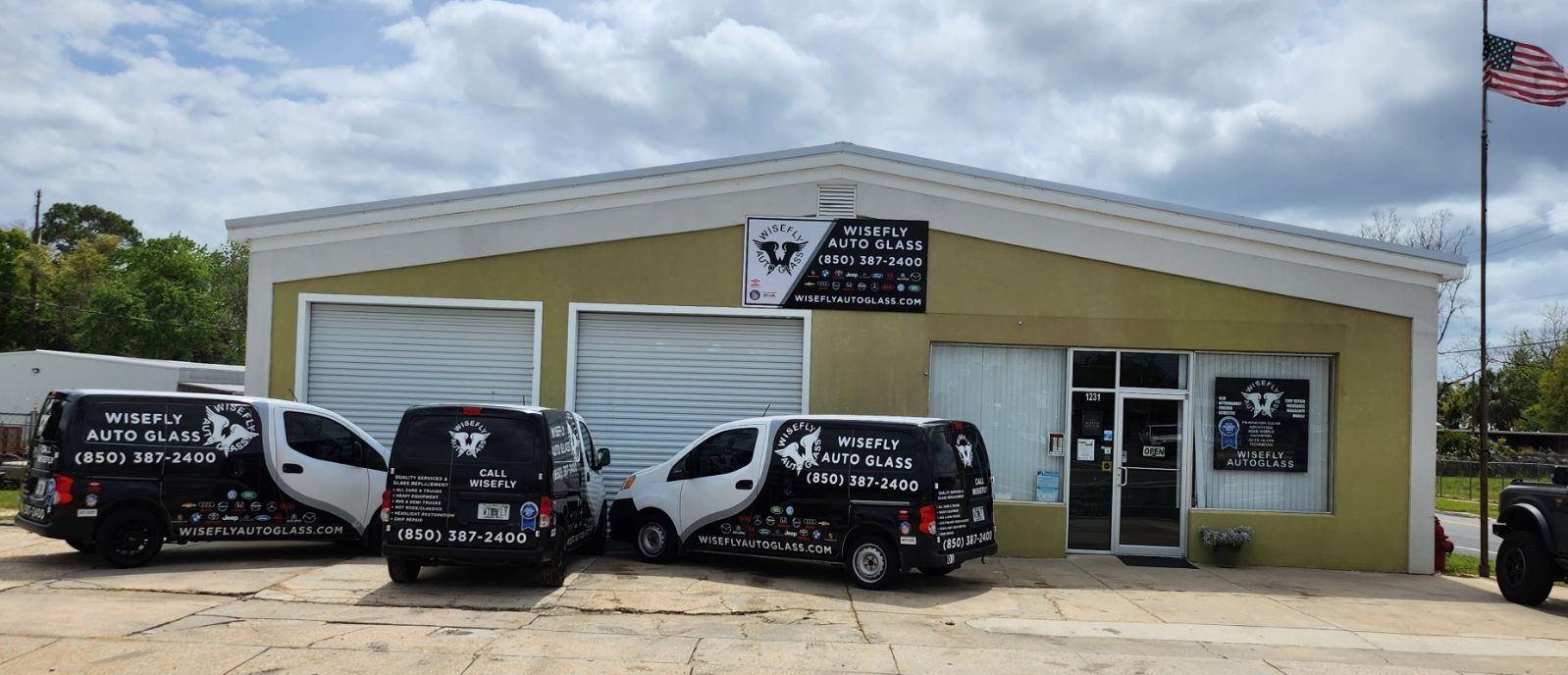 Fleet vehicle auto glass repair in Panama City, FL Fleet vehicle auto glass repair in Panama City, FL