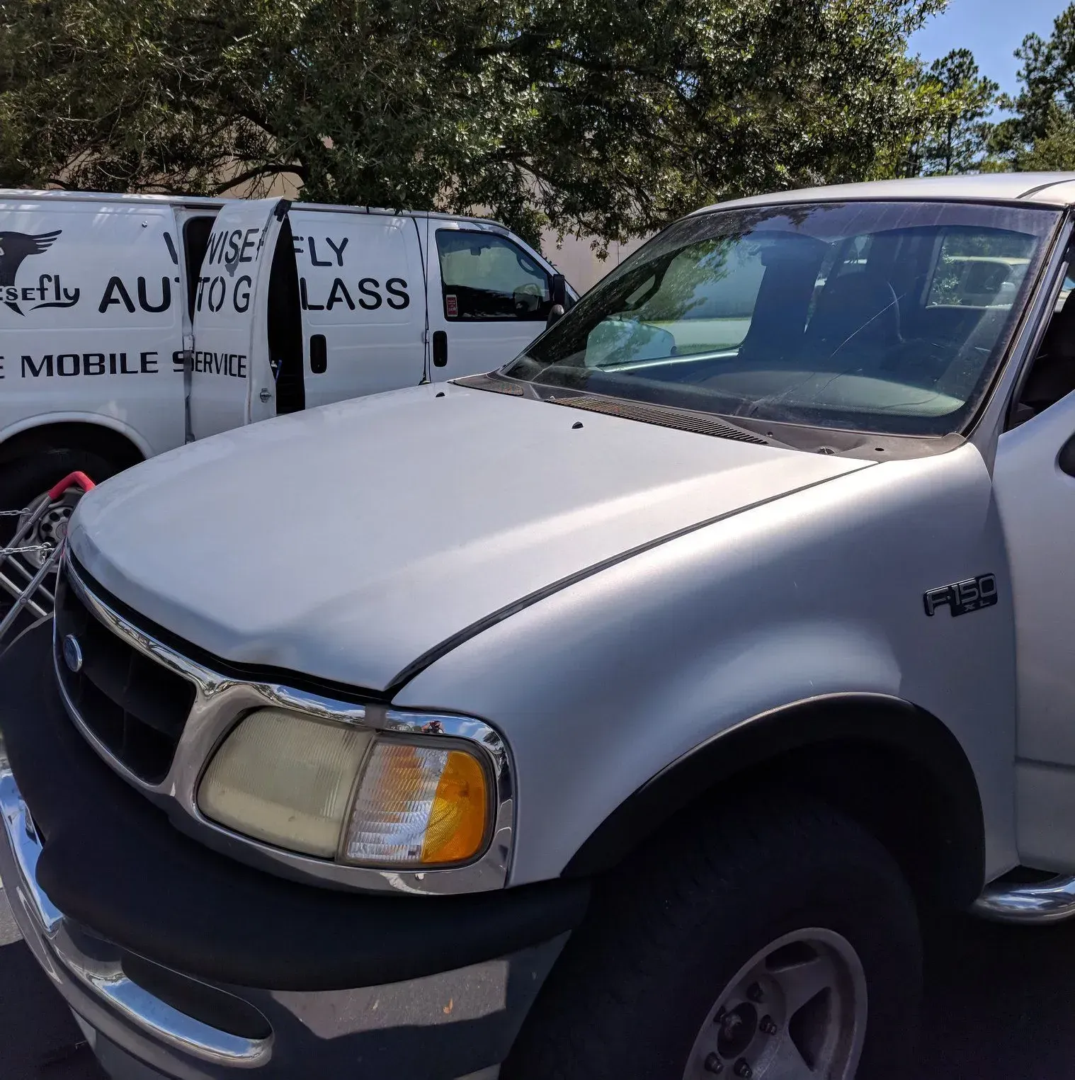 Ford F-150 windshield replacement in Chipley, FL Ford F-150 windshield replacement in Chipley, FL
