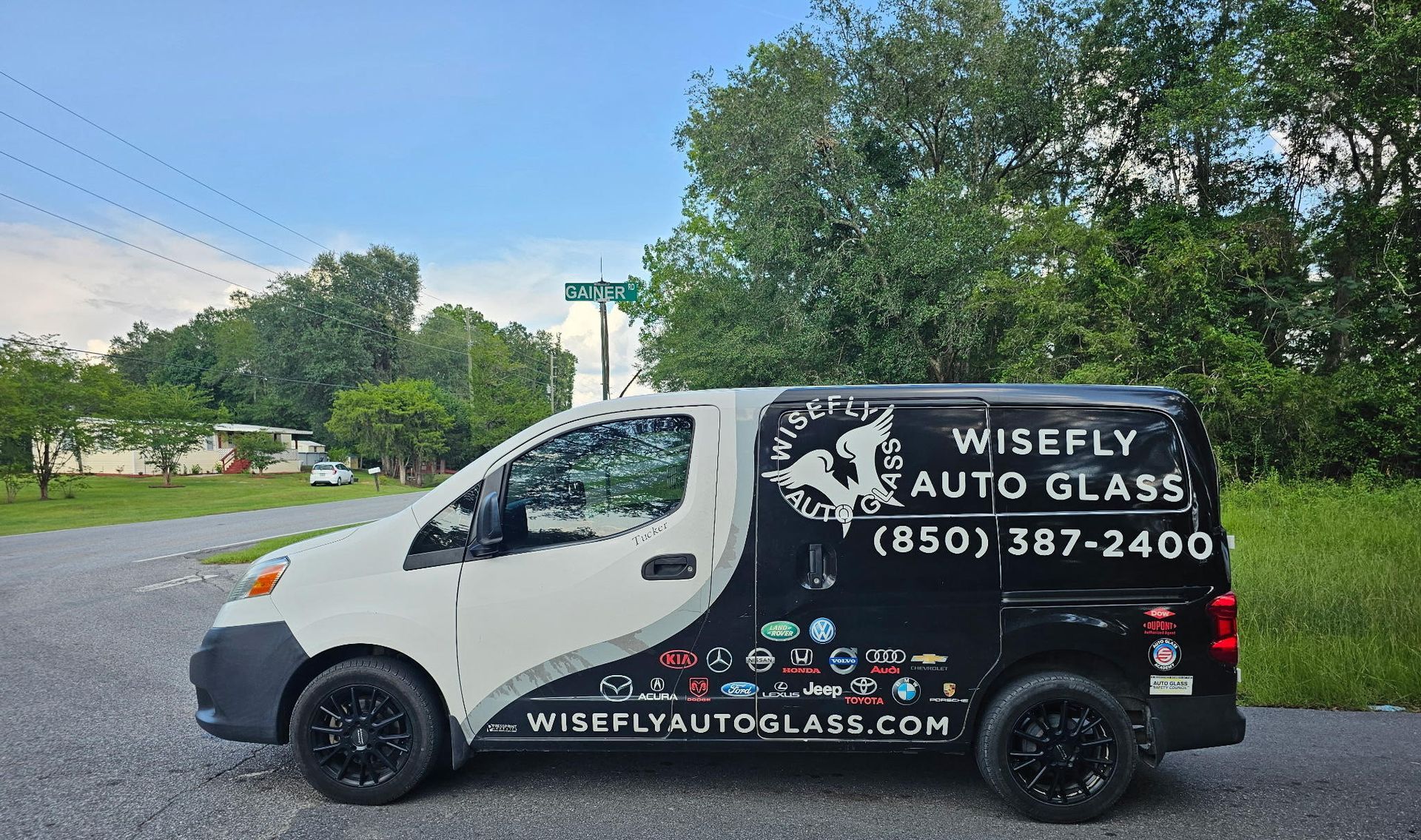 Toyota Camry windshield repair in Ponce de Leon, FL