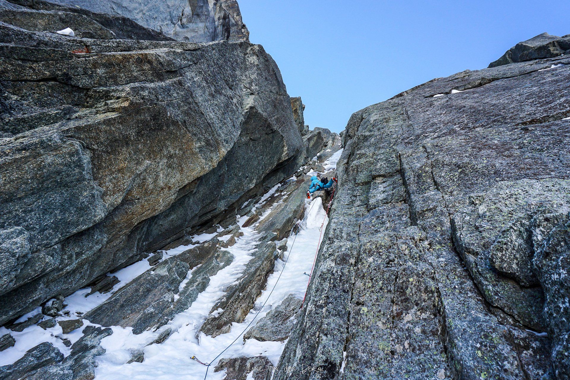 Fay Manners - British Alpinist - Ice is Nice, Col du Requin