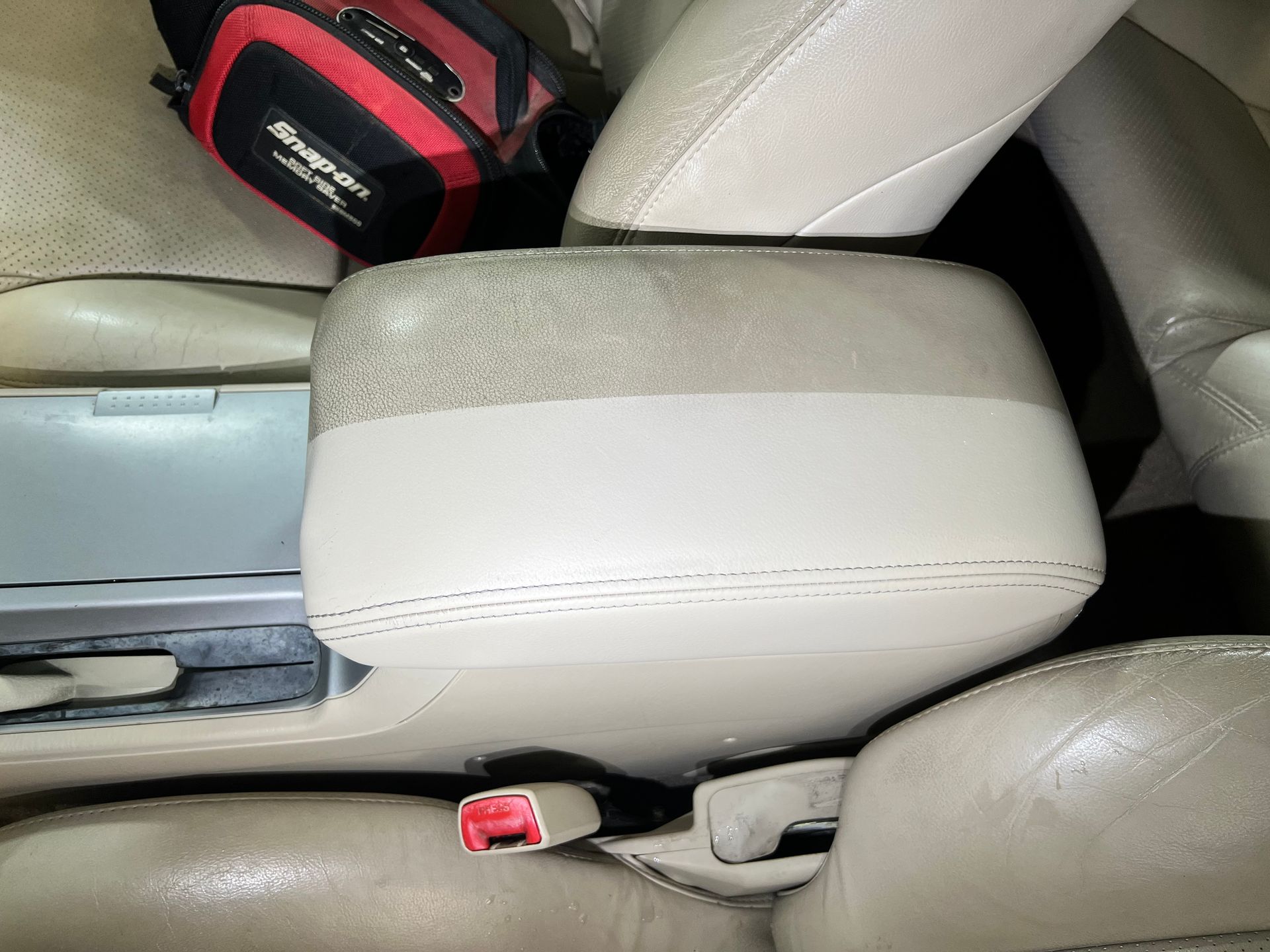 INTERIOR DETAILING