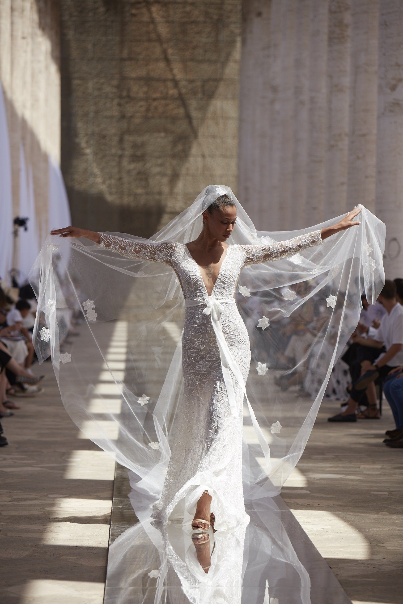 sposa seduta
