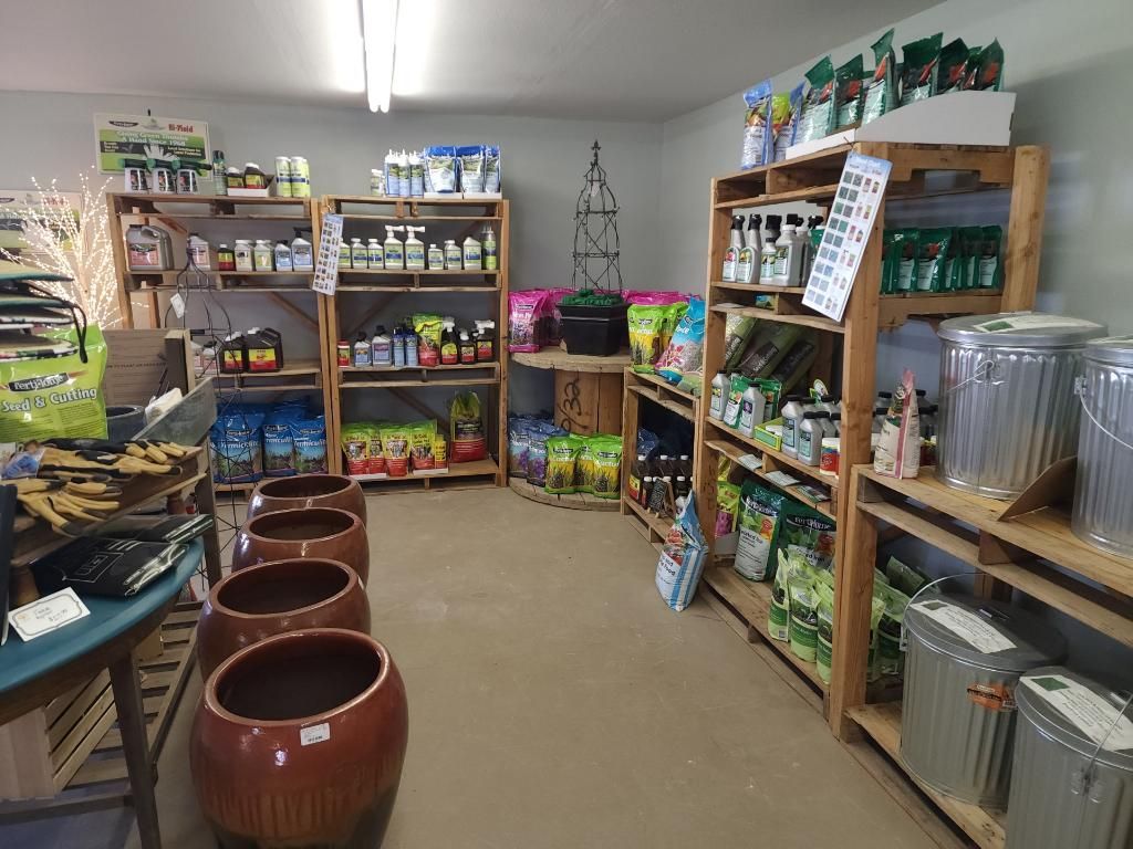 Pest Control & Fertilizer