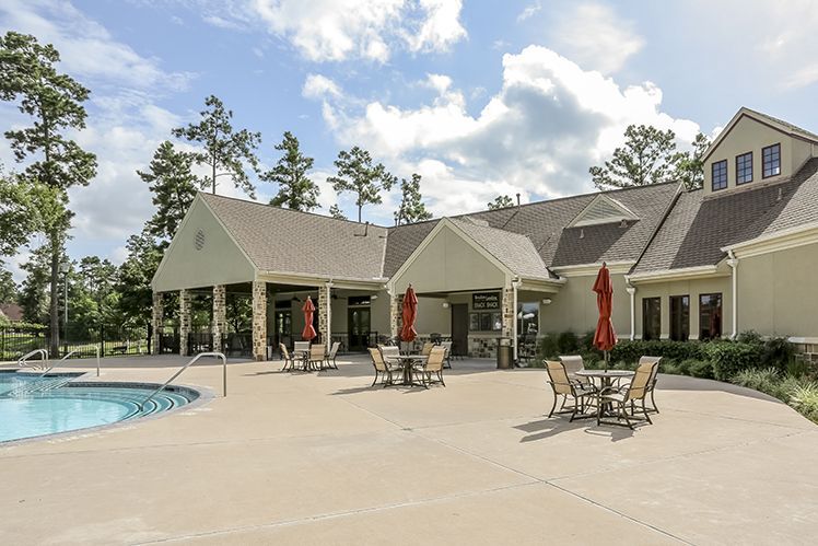 Benders Landing Club House Rear Patio 