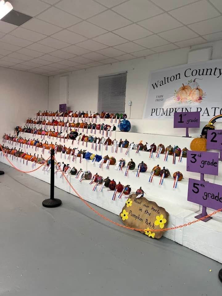 Art exhibit entry