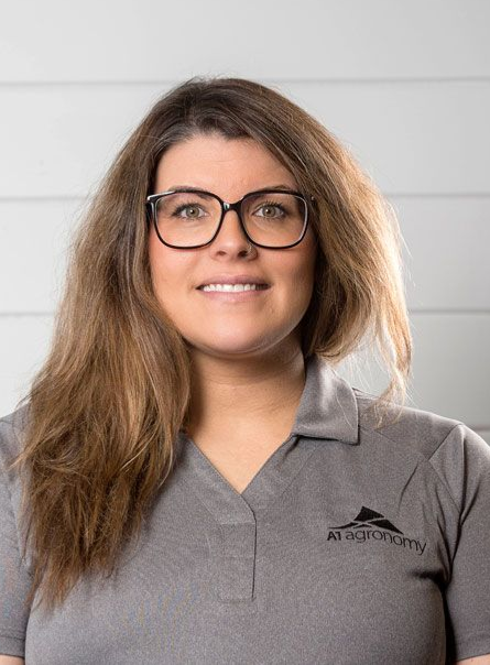 brittany riddell headshot