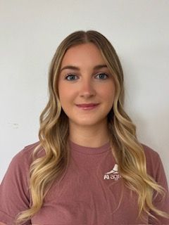 brittany riddell headshot