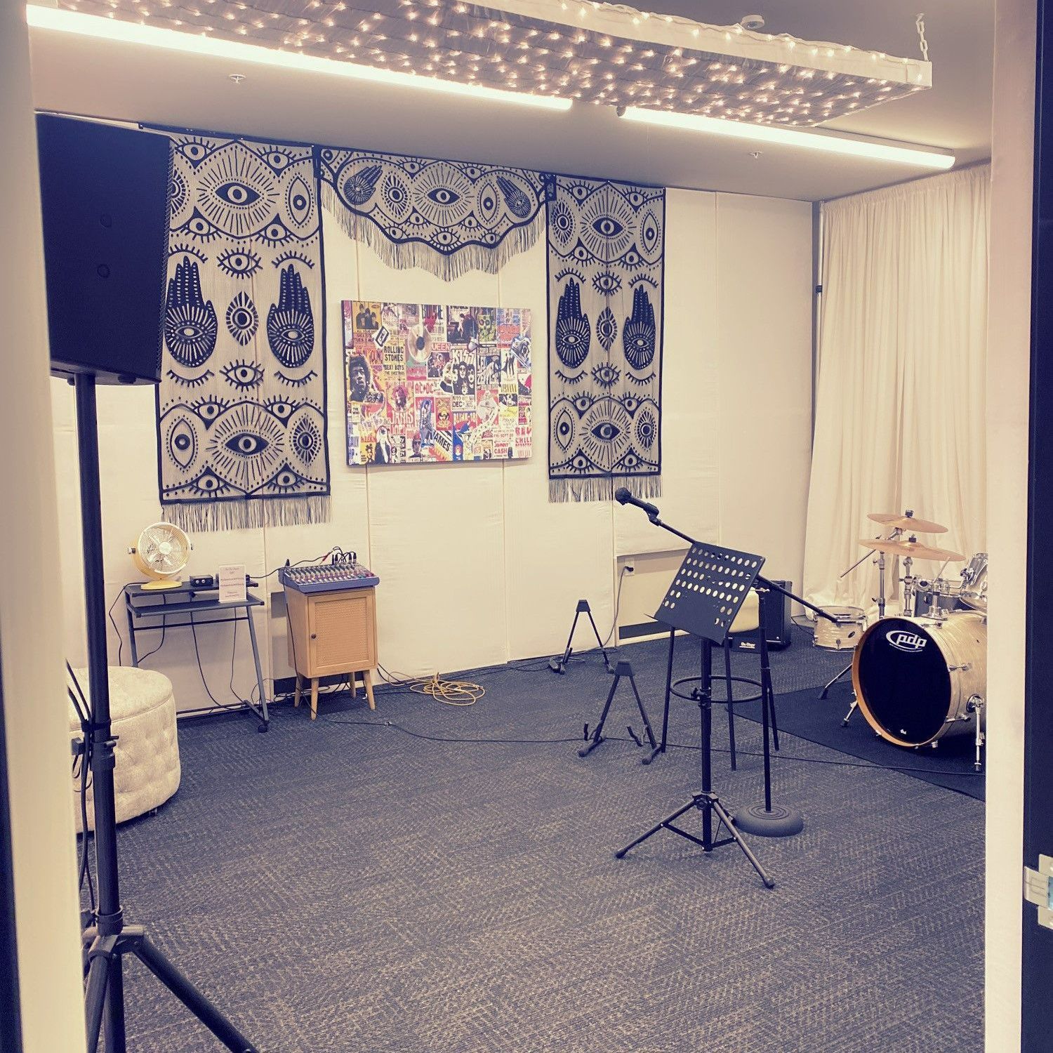 Studio Three Room — Palm Desert, CA — 3M Studios Studio Three Room — Palm Desert, CA — 3M Studios