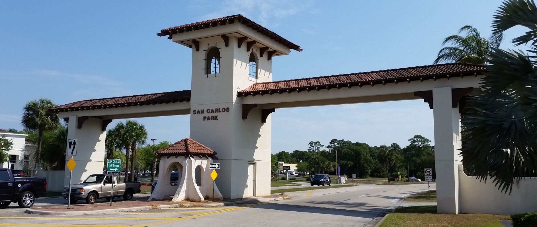 san carlos park entry monument