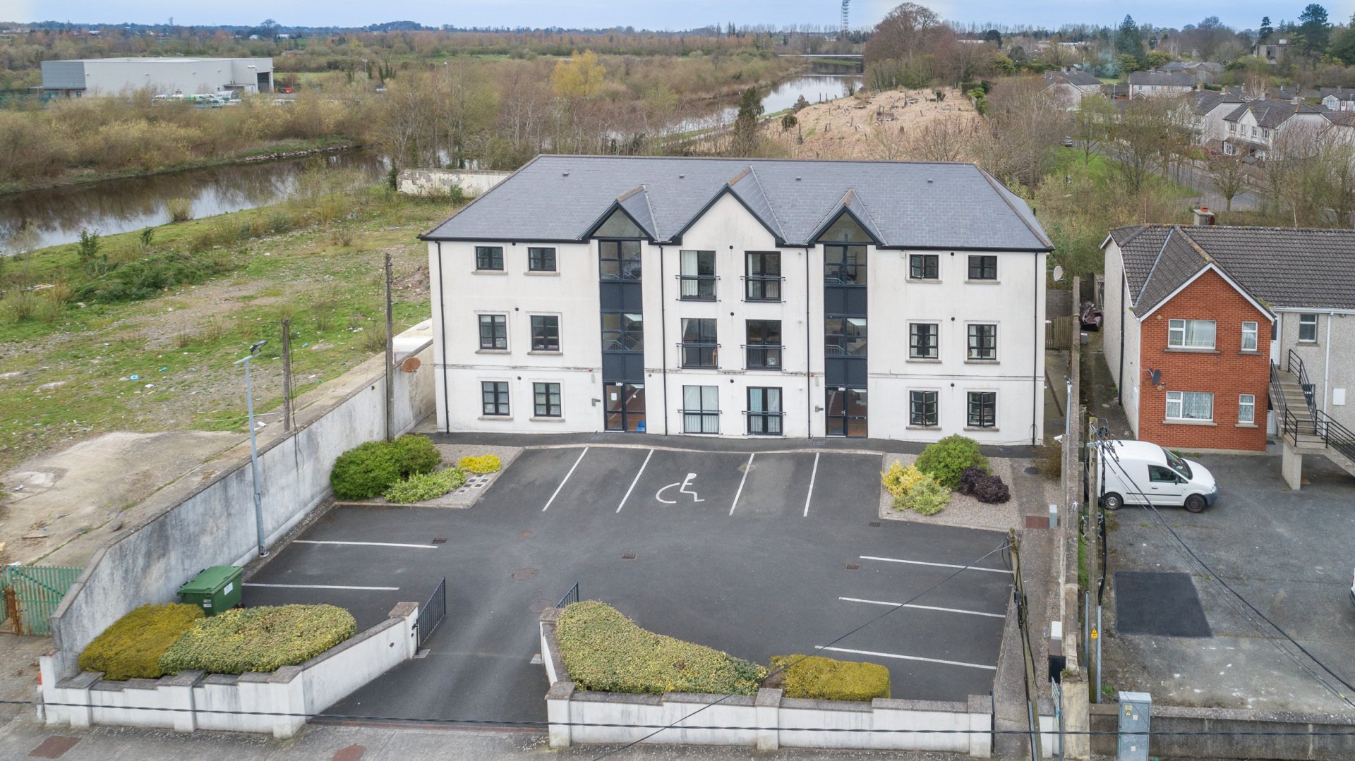 MILVERTON APARTMENTS