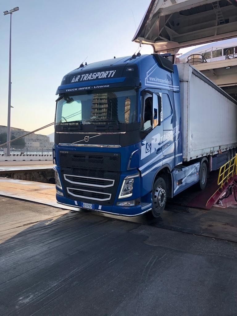 Camion per trasporti