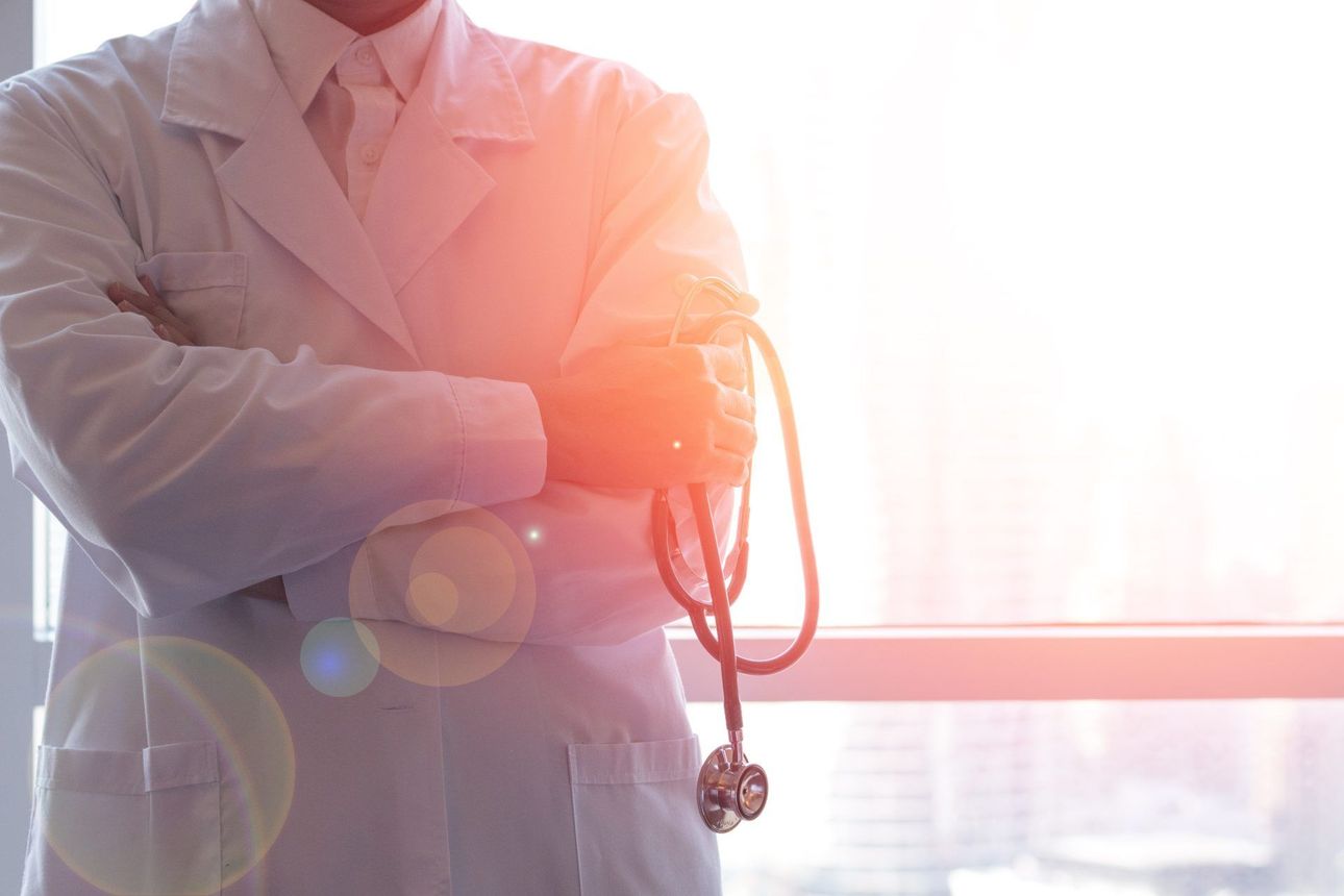 medico ginecologo