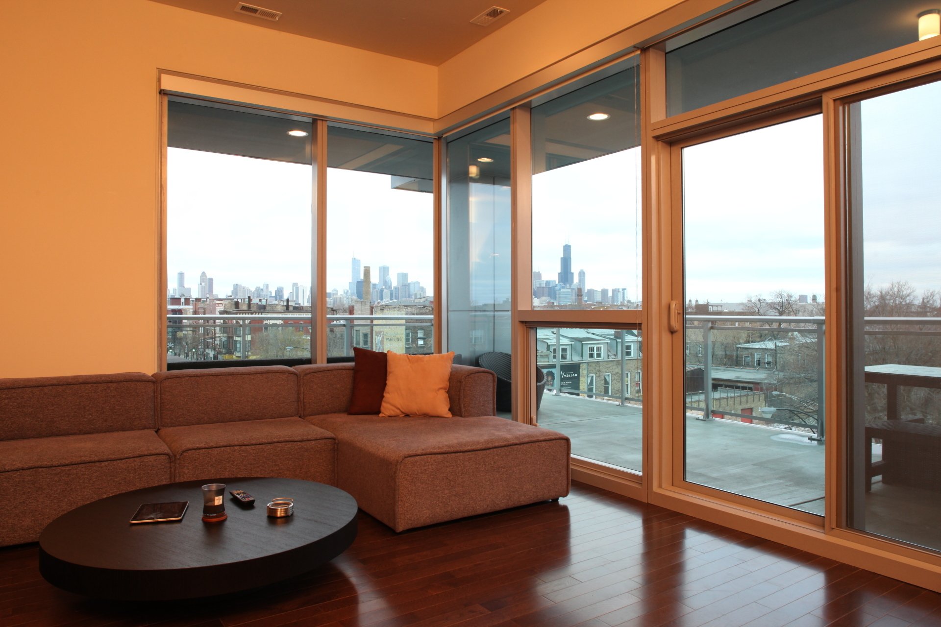 1846 W Division Apartments in Wicker Park Chicago, IL