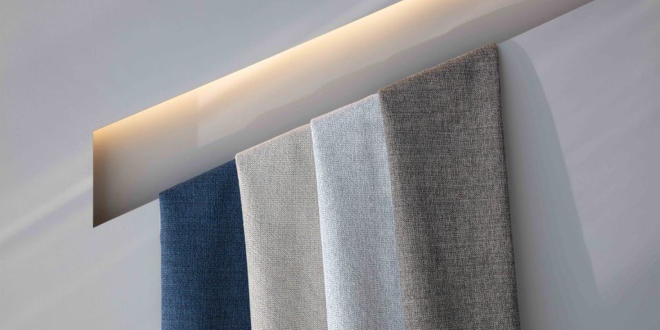 Solid fabric for furnishings