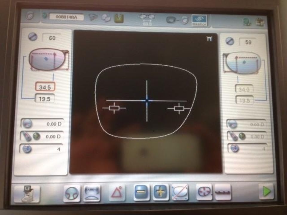 strumento per calibrare gli occhiali