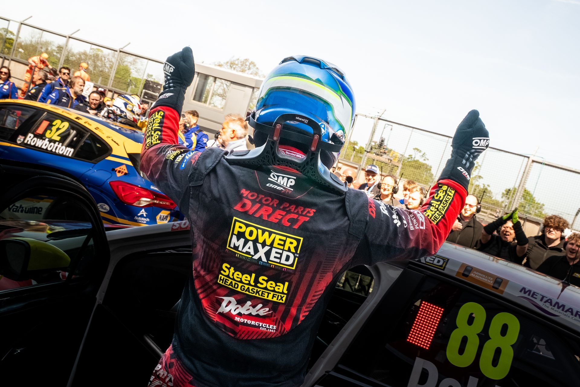 Mikey Doble Independent Win at Donington Park BTCC 2025