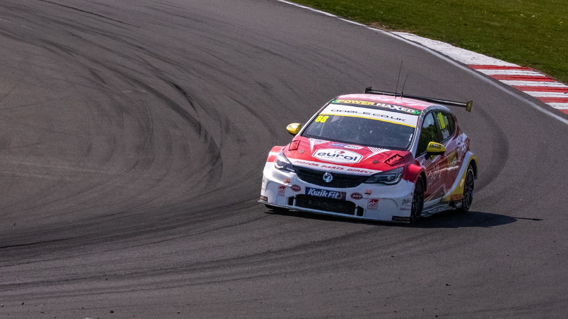 Mikey Doble attacking corner at Donington Park for BTCC 2025 Round 2