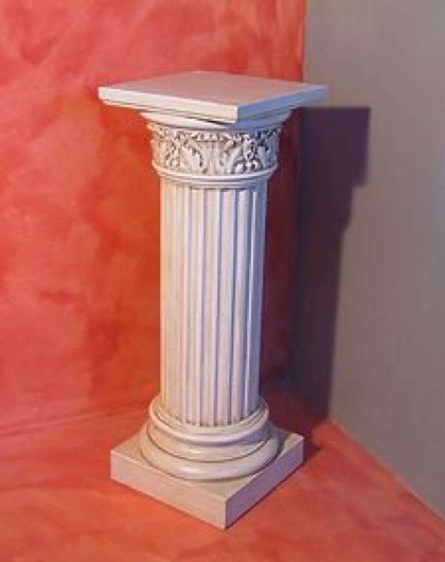 Capitello in gesso