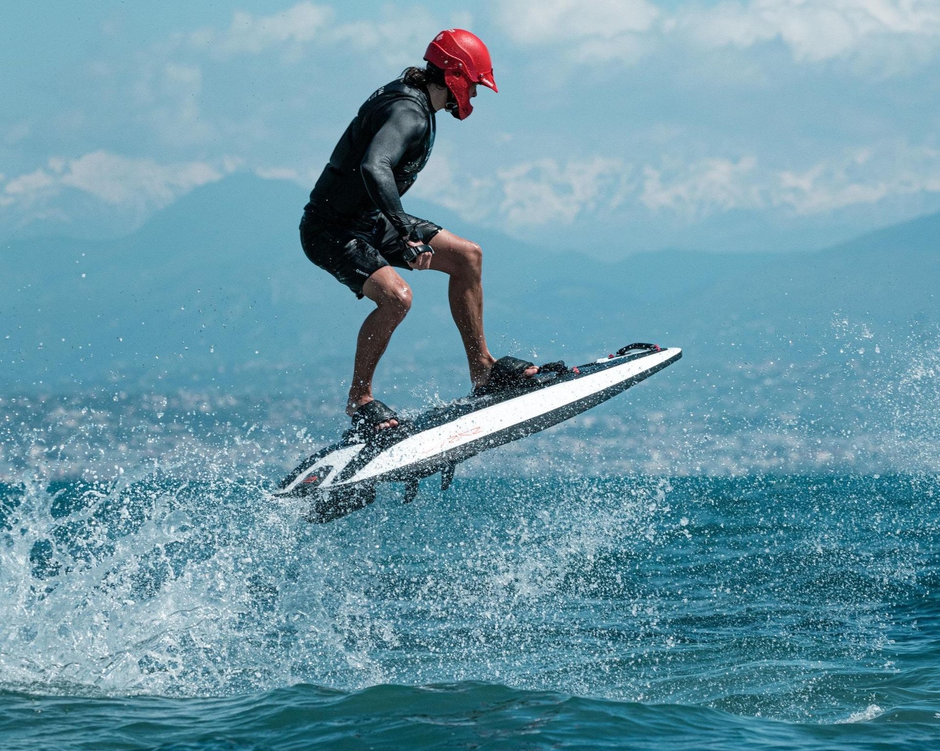 Bienvenue dans notre guide d’entretien pour eFoil et eSurf, où nous vous donnerons toutes les astuce