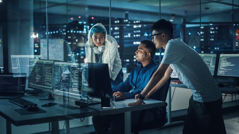 IT Team discussing IT Operational Intelligence