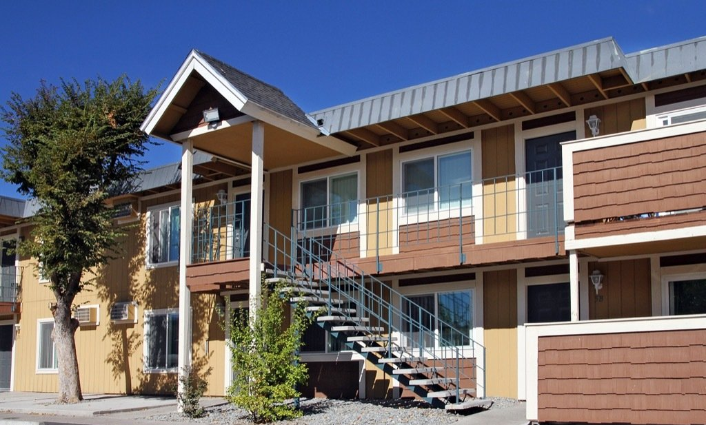 Lansdowne House Apartments