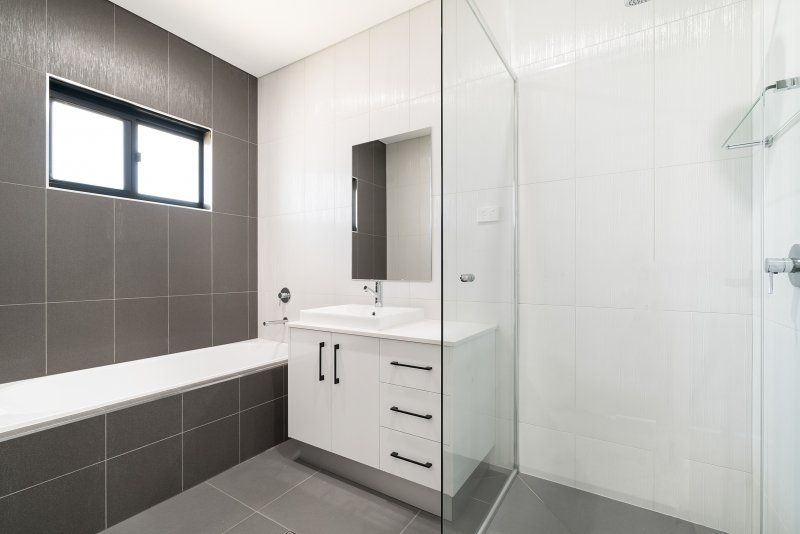 Bathroom design by Vanguard Homes, Sunshine Coast home builder