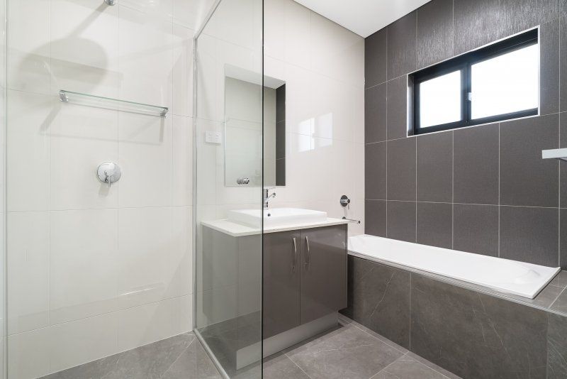 Bathroom design by Vanguard Homes, Sunshine Coast home builder