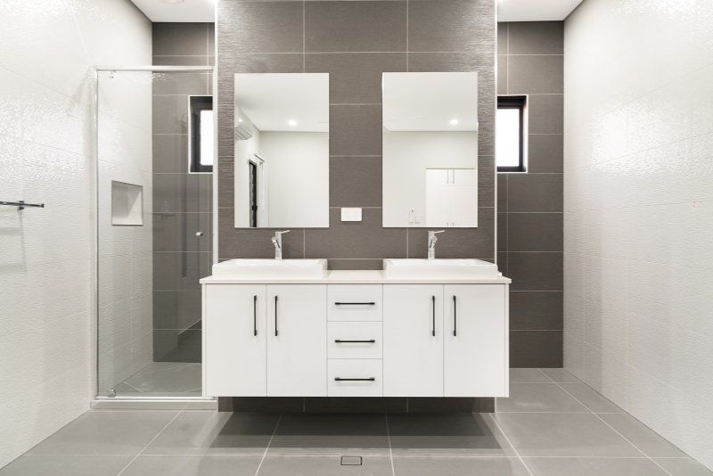 Bathroom design by Vanguard Homes, Sunshine Coast home builder