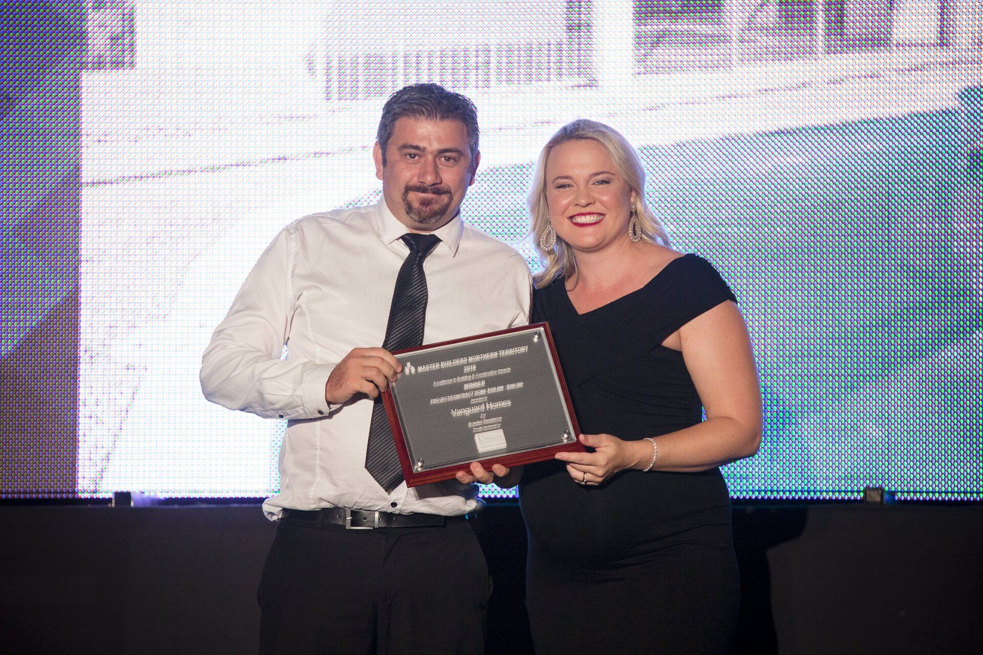Vanguard Homes receiving building award