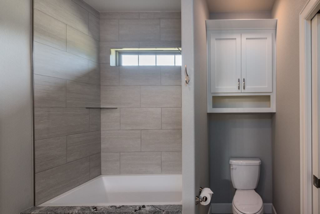 custom home build bathroom inspiration