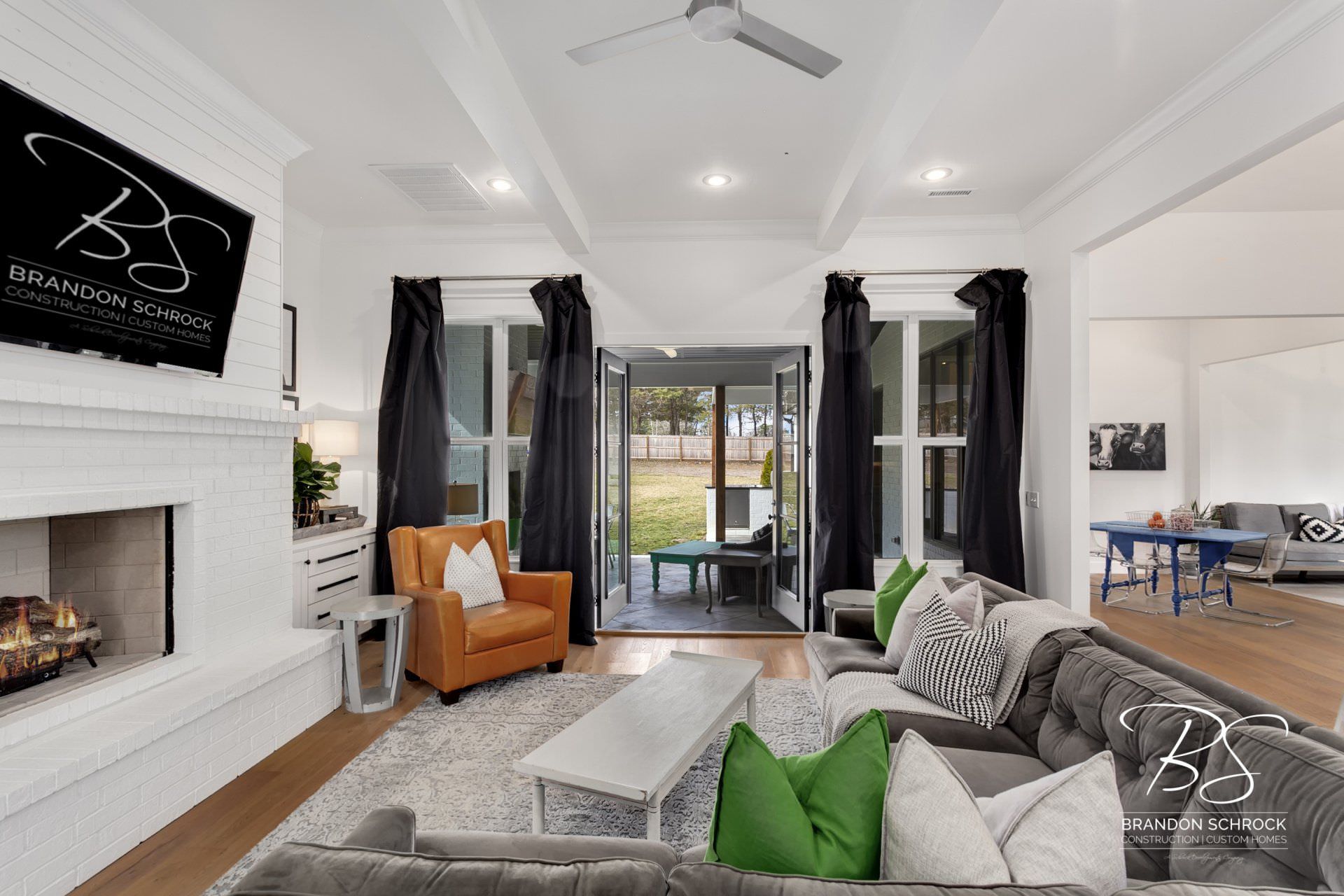 eclectic modern living room