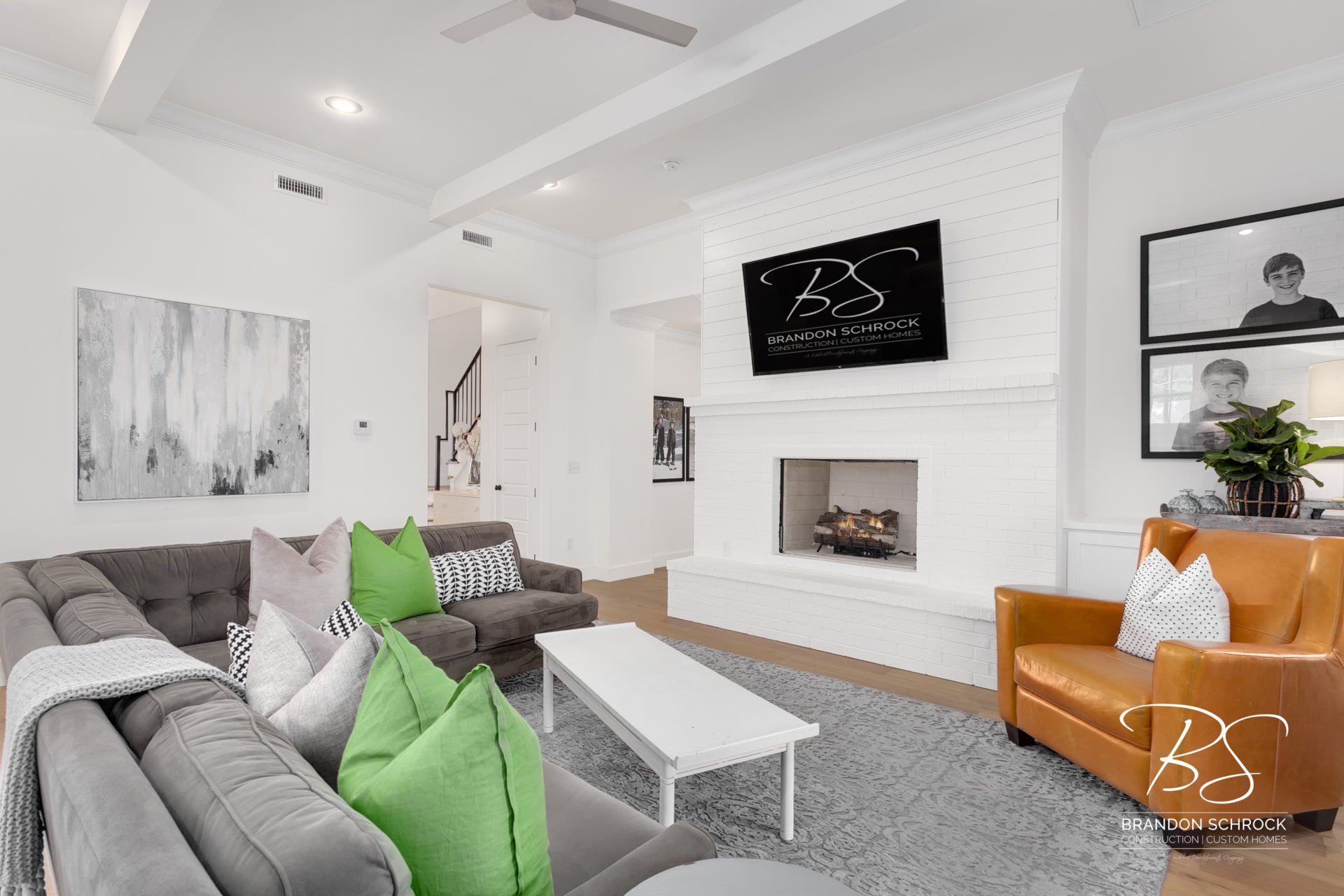 eclectic modern living room