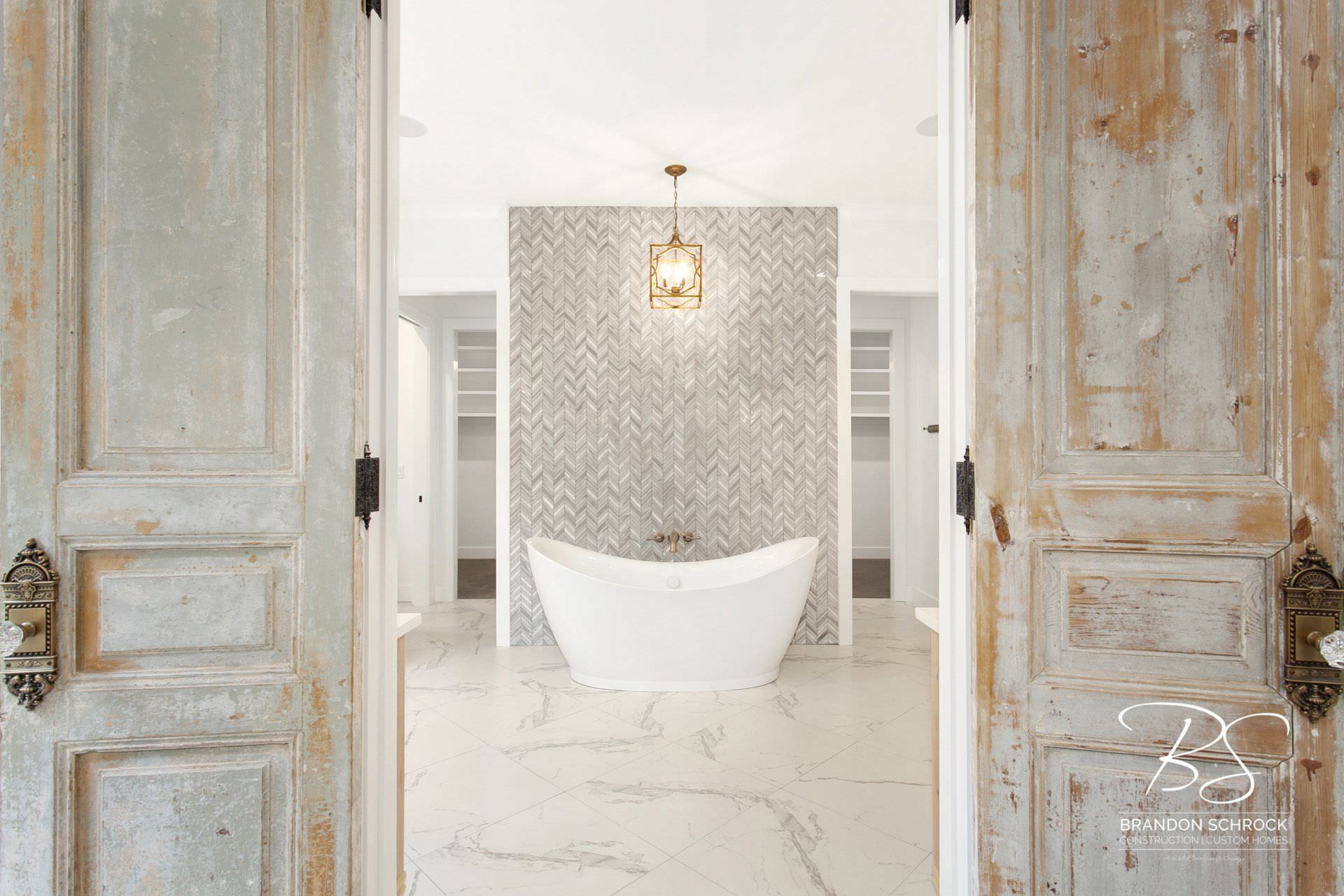 modern french country bathtub
