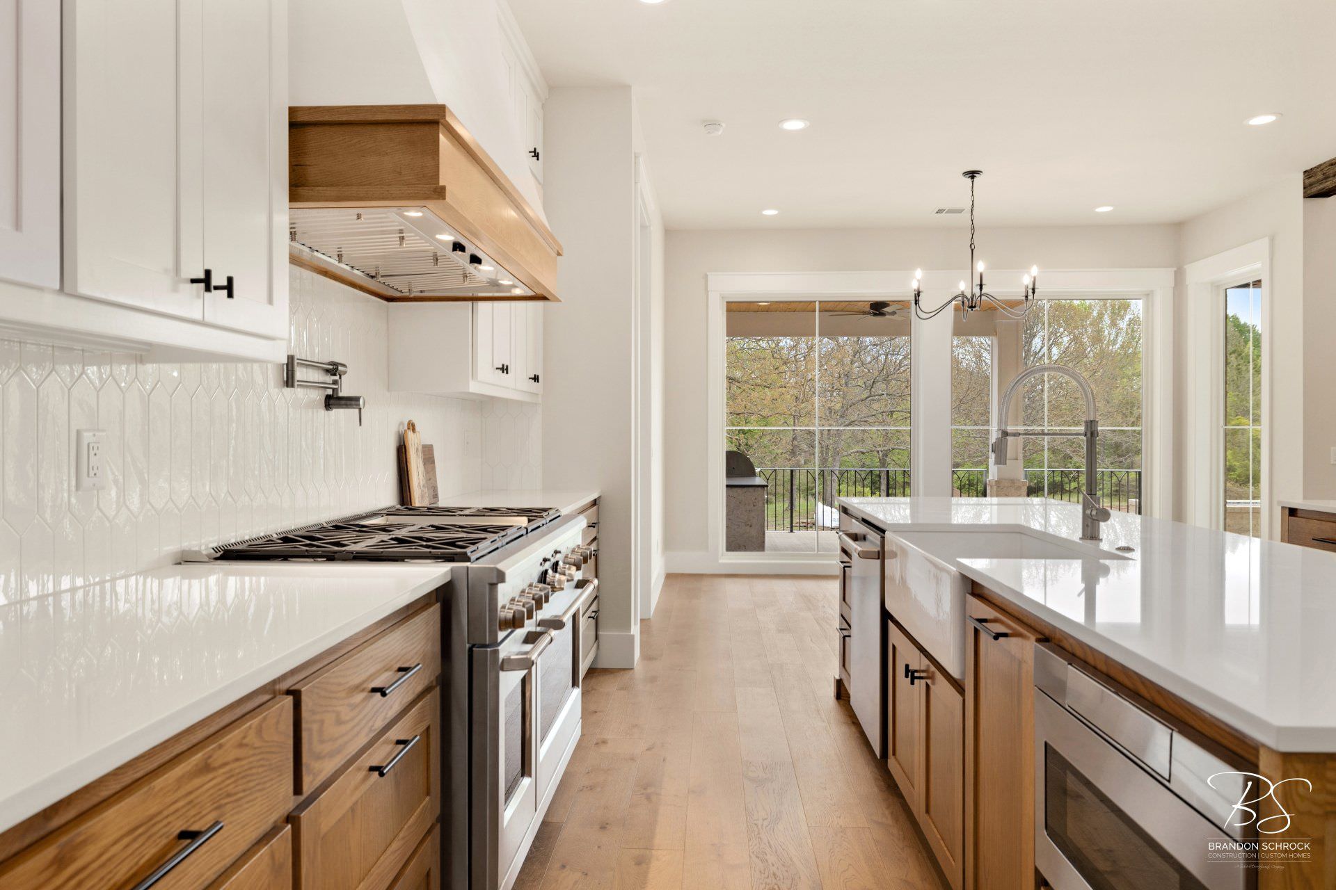 traditional craftsman kitchen