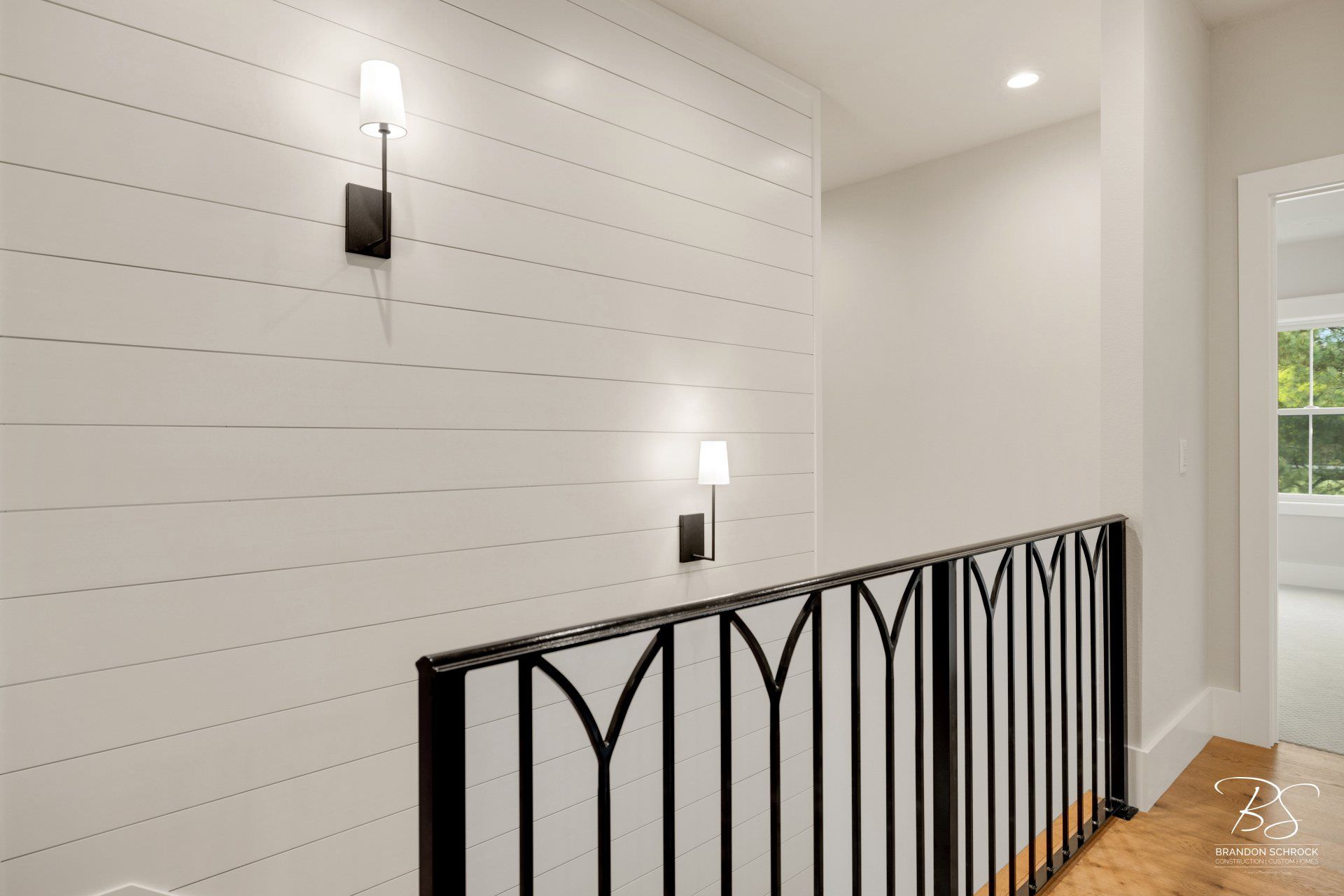 traditional craftsman balcony