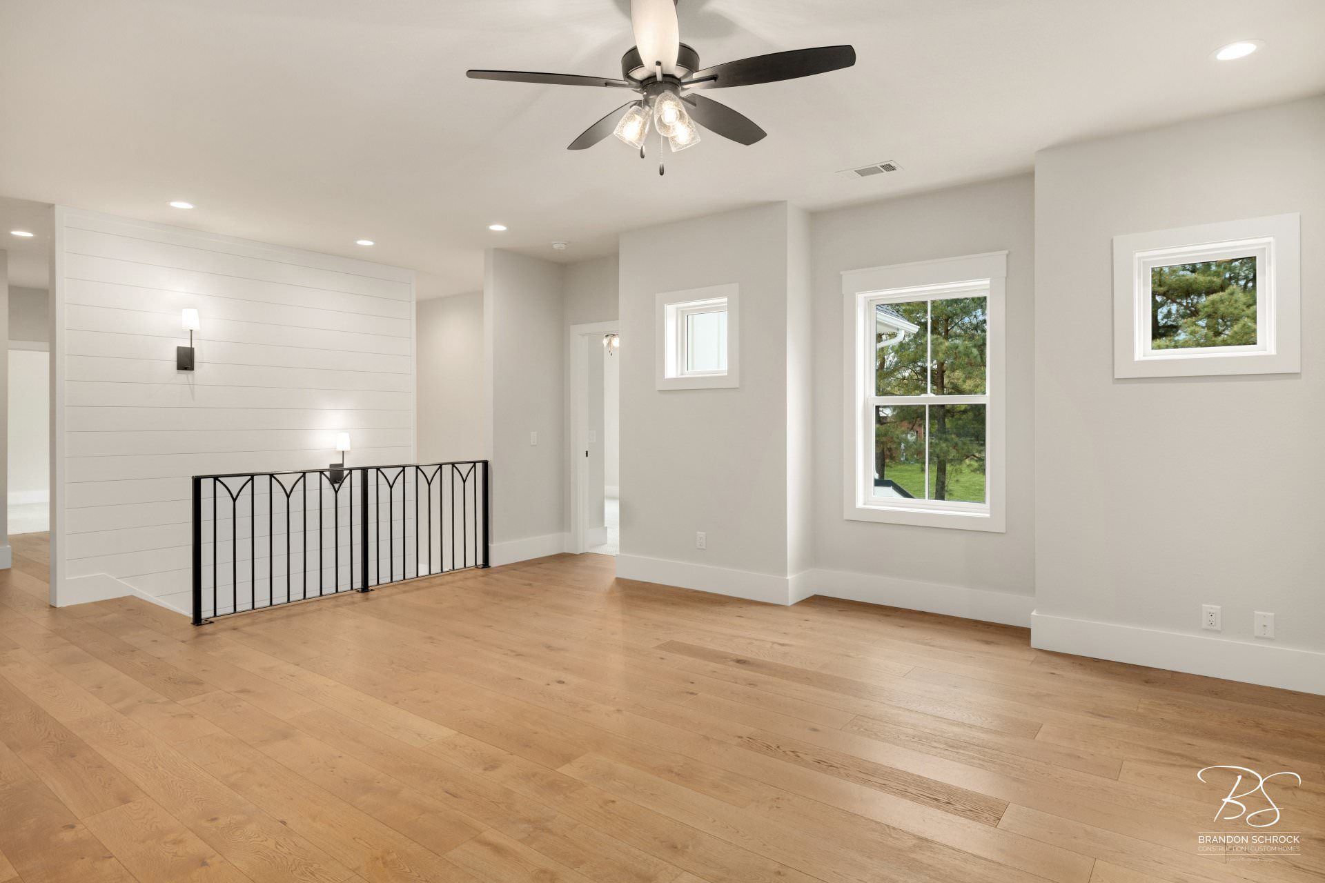traditional craftsman living area