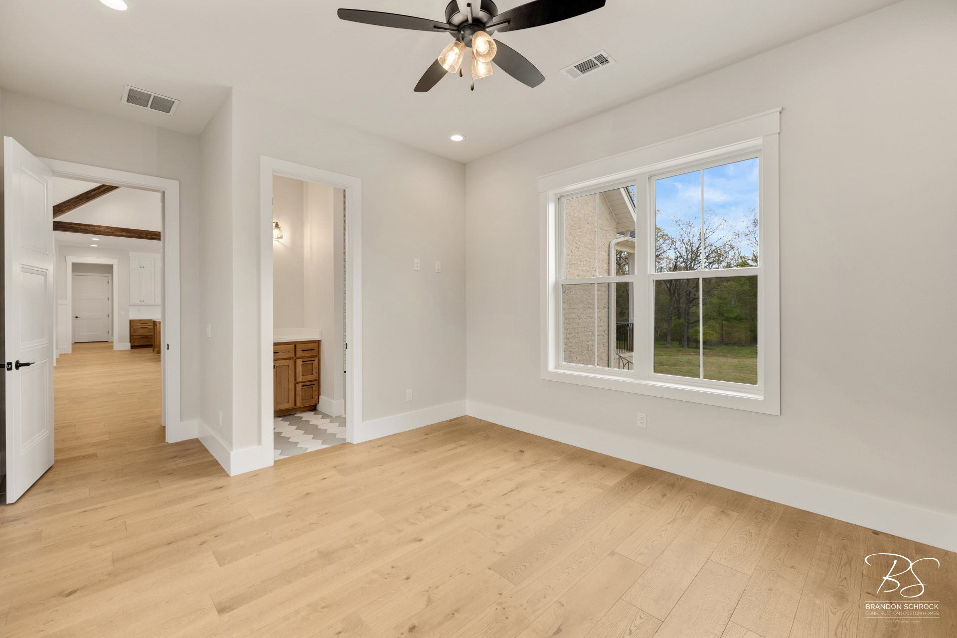 traditional craftsman bedroom