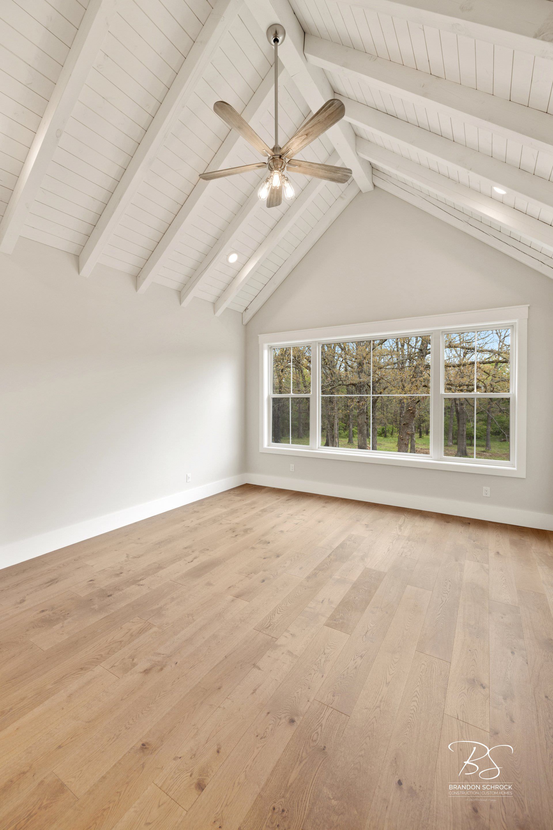 traditional craftsman bedroom