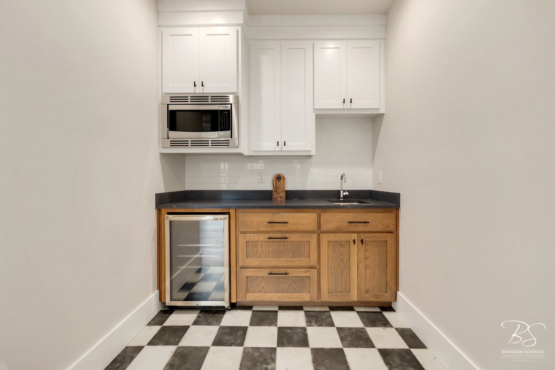 traditional craftsman kitchen