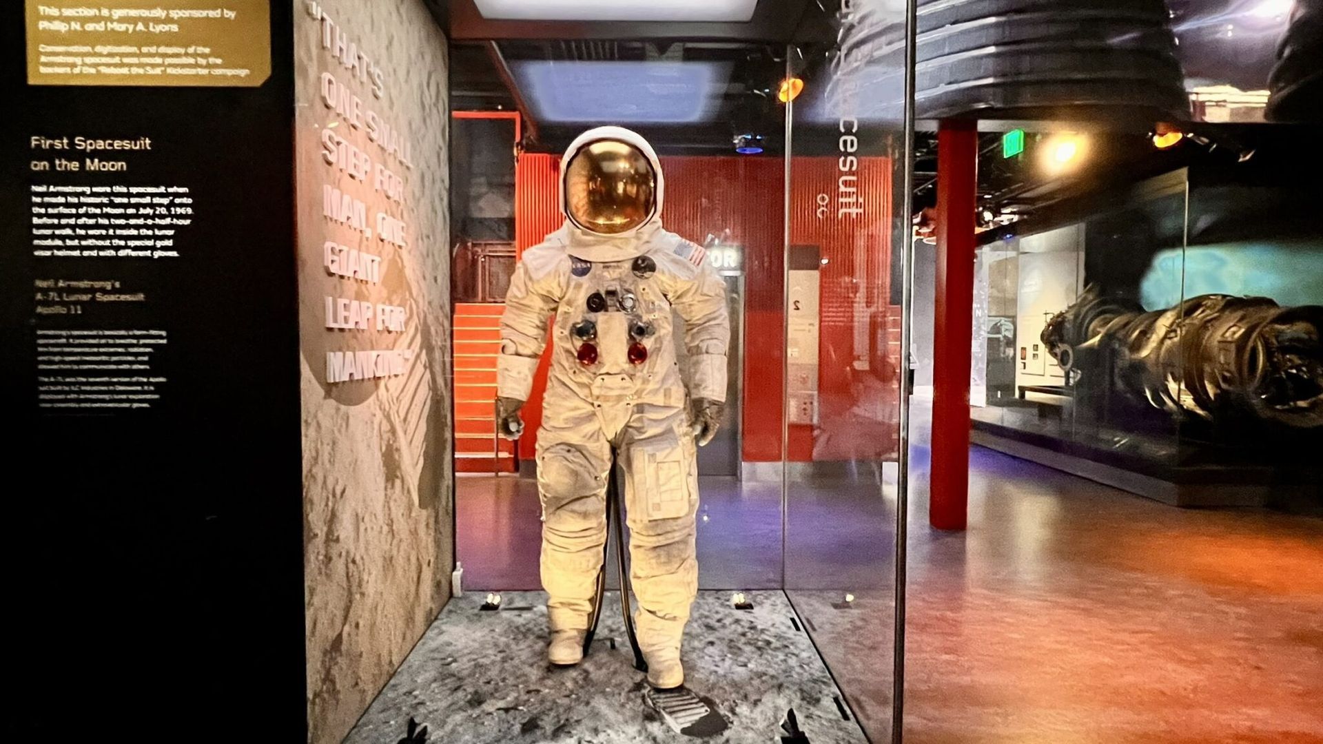 space suit on display at smithsonian national air and space museum