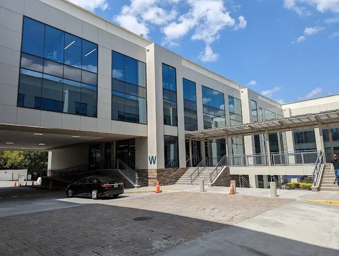 Digestive Healthcare of Georgia medical center exterior – Cleanstar National cleaning