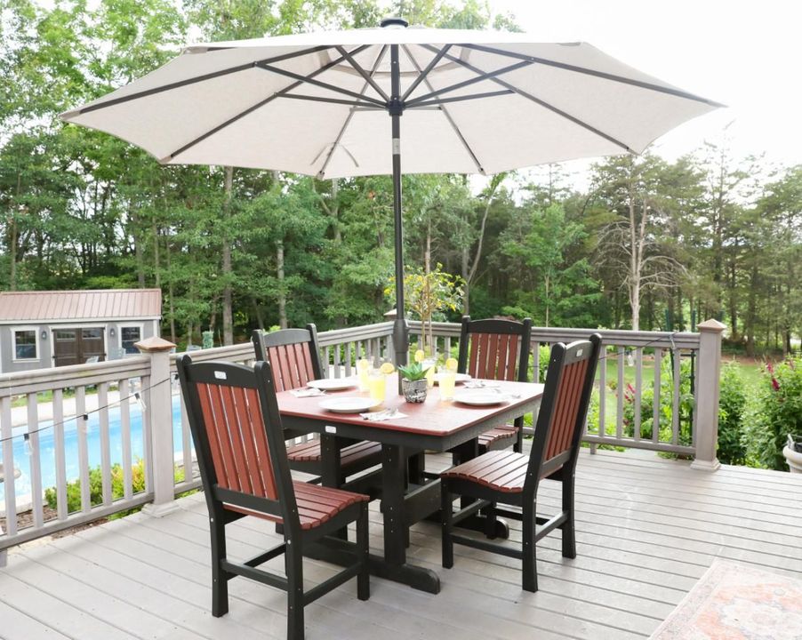 dining set shown in cherrywood/black