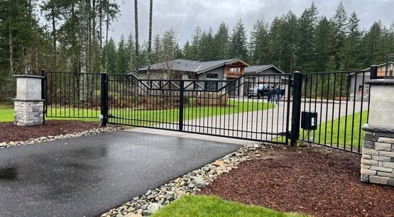 legrand-fence-contractors-image